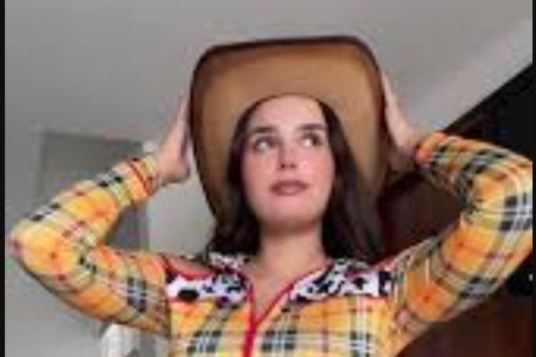 ¡Versión completa! ¡Video Completo de Andrea Vaquerita Filtrado sin Censura, Partes 1 y 2!